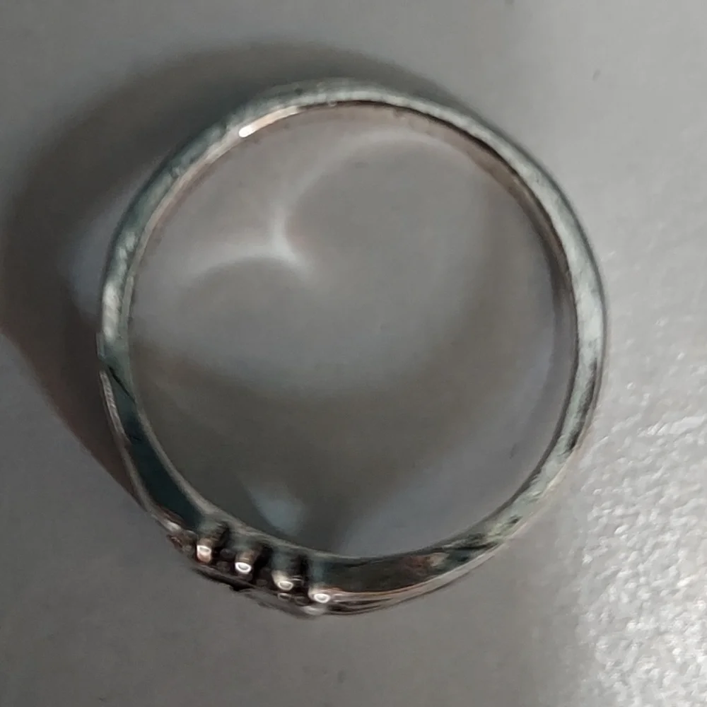 Sterling silver Yin Yang ring size 7